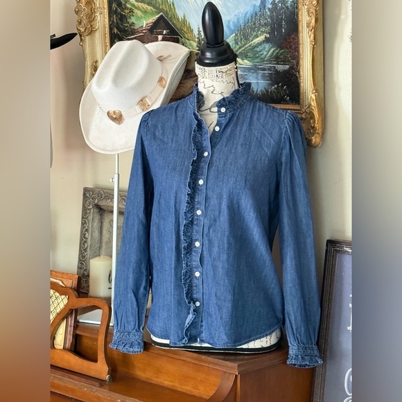 Loft Denim Chambray Lightweight Button
Down shirt w/ Ruffle Front 88.00 - Picture 7 of 7